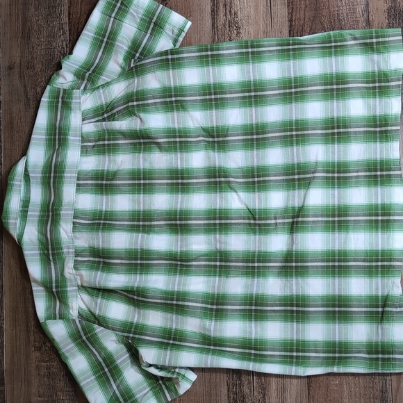5.11 Tactical Short Sleeve Snap Up Green Plaid Camp Shirt Size Large - Picture 3 of 8